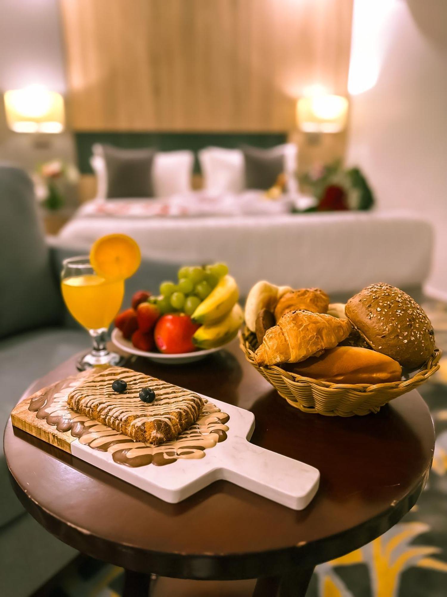 Laten Suites Prince Sultan Jeddah Eksteriør billede